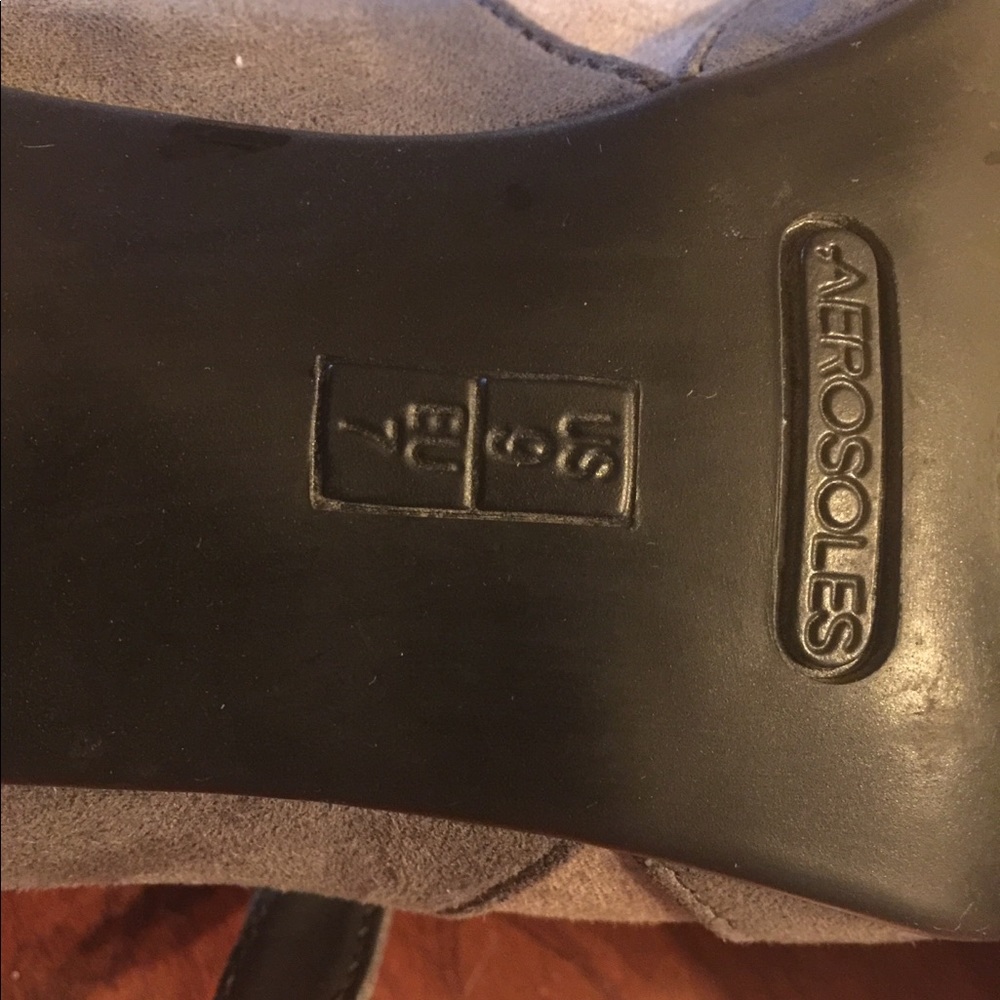 Shoes - Picture 6 of 6
